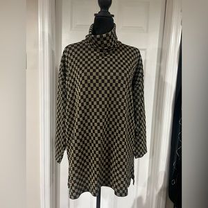 Turtle neck top